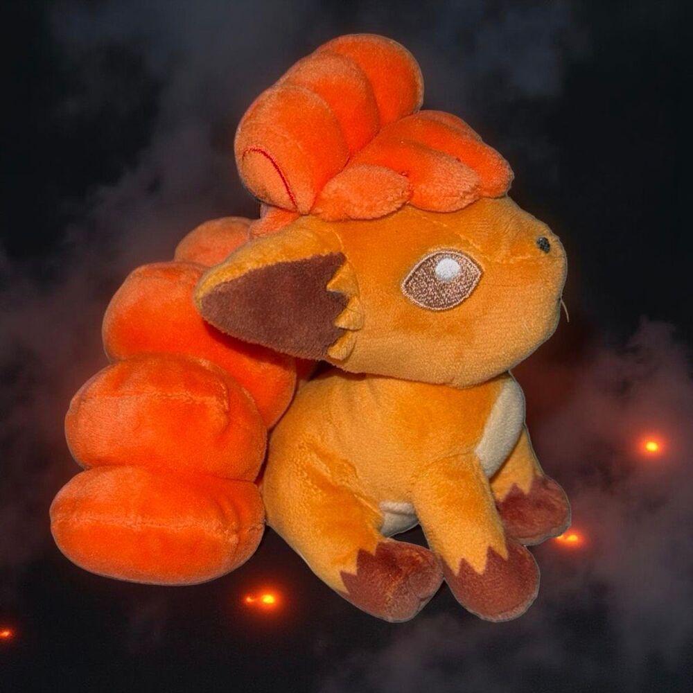 2018 Pokemon Fit Vulpix Pokemon Center Plush 5.5” Tag Stuffed P18 - Picture 4 of 5